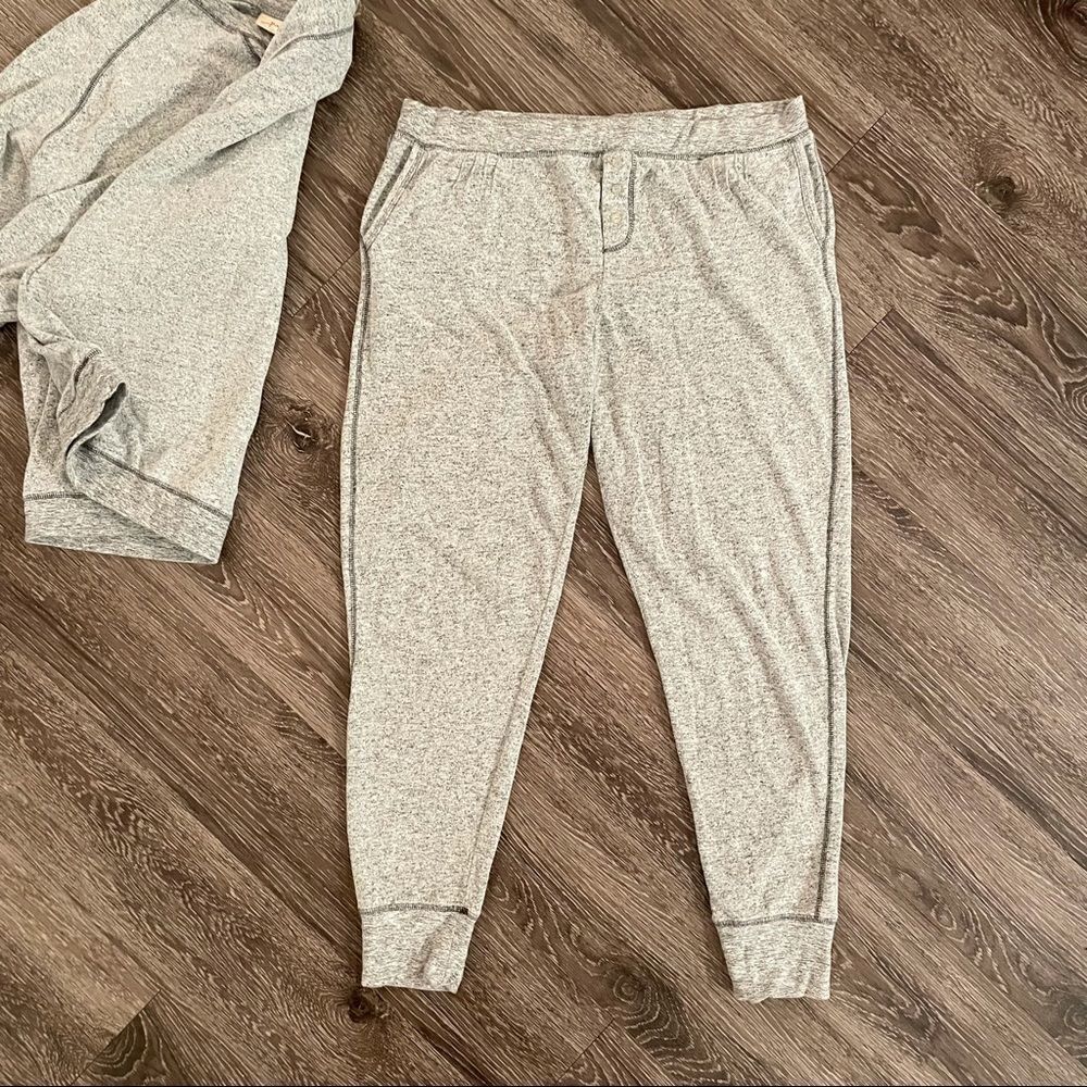 Papinelle so soft fleecy pj sweater and jogger - Picture 4 of 7